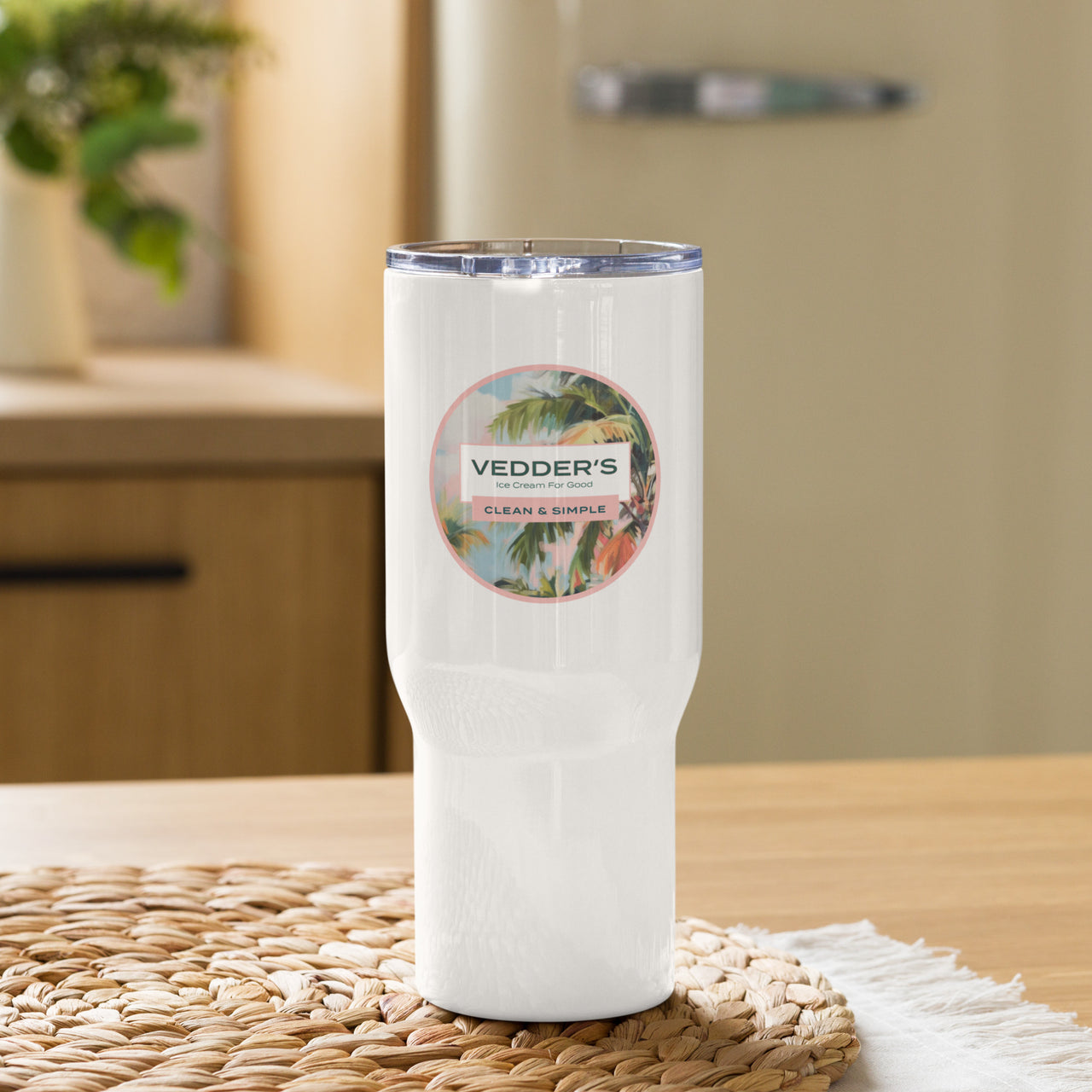 Vedder's Travel mug with a handle